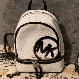 Smoke free house new no tags